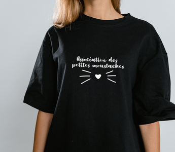 T-shirt personnalisé avec transfert sérigraphique