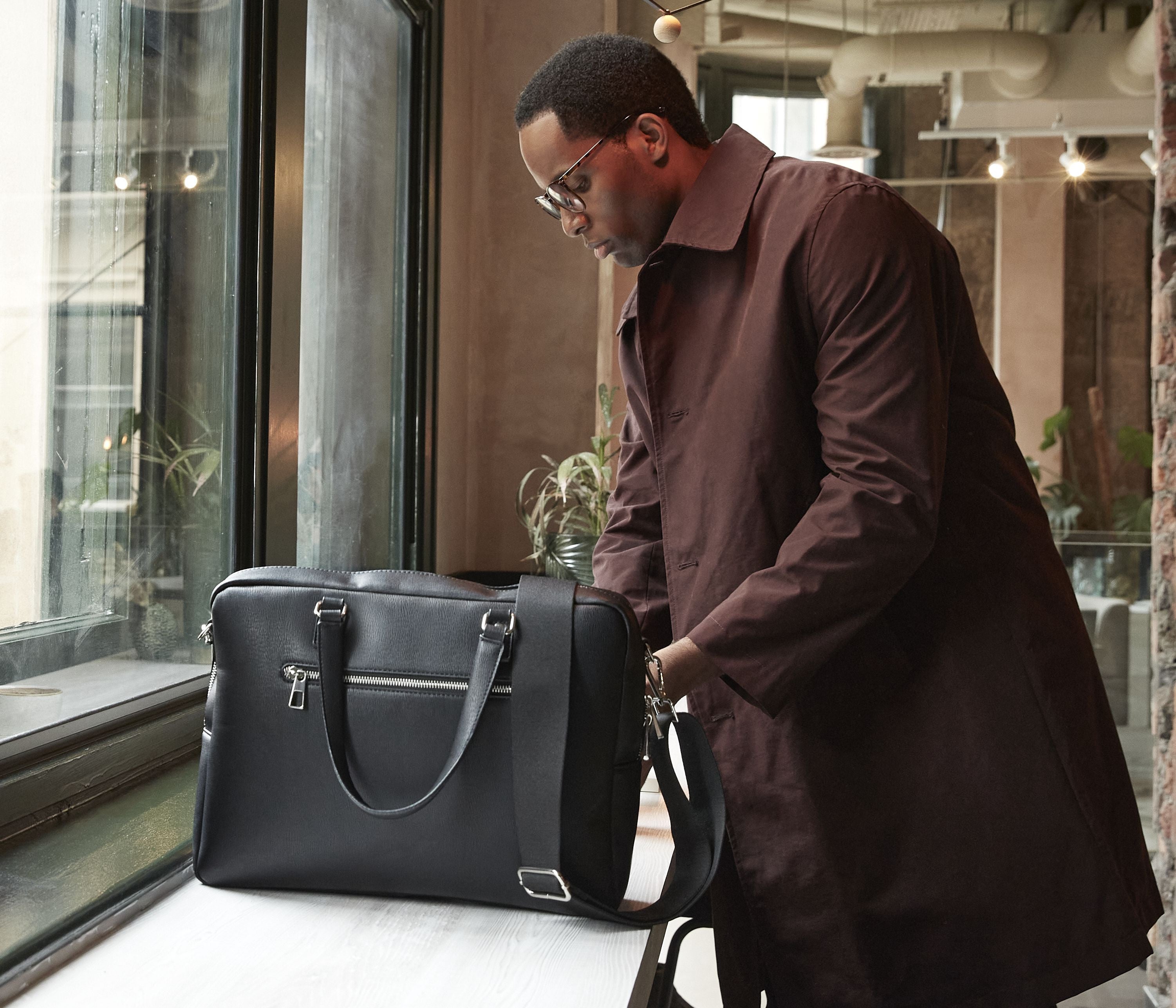 Sacoche en simili cuir - QUADRA - #QD771