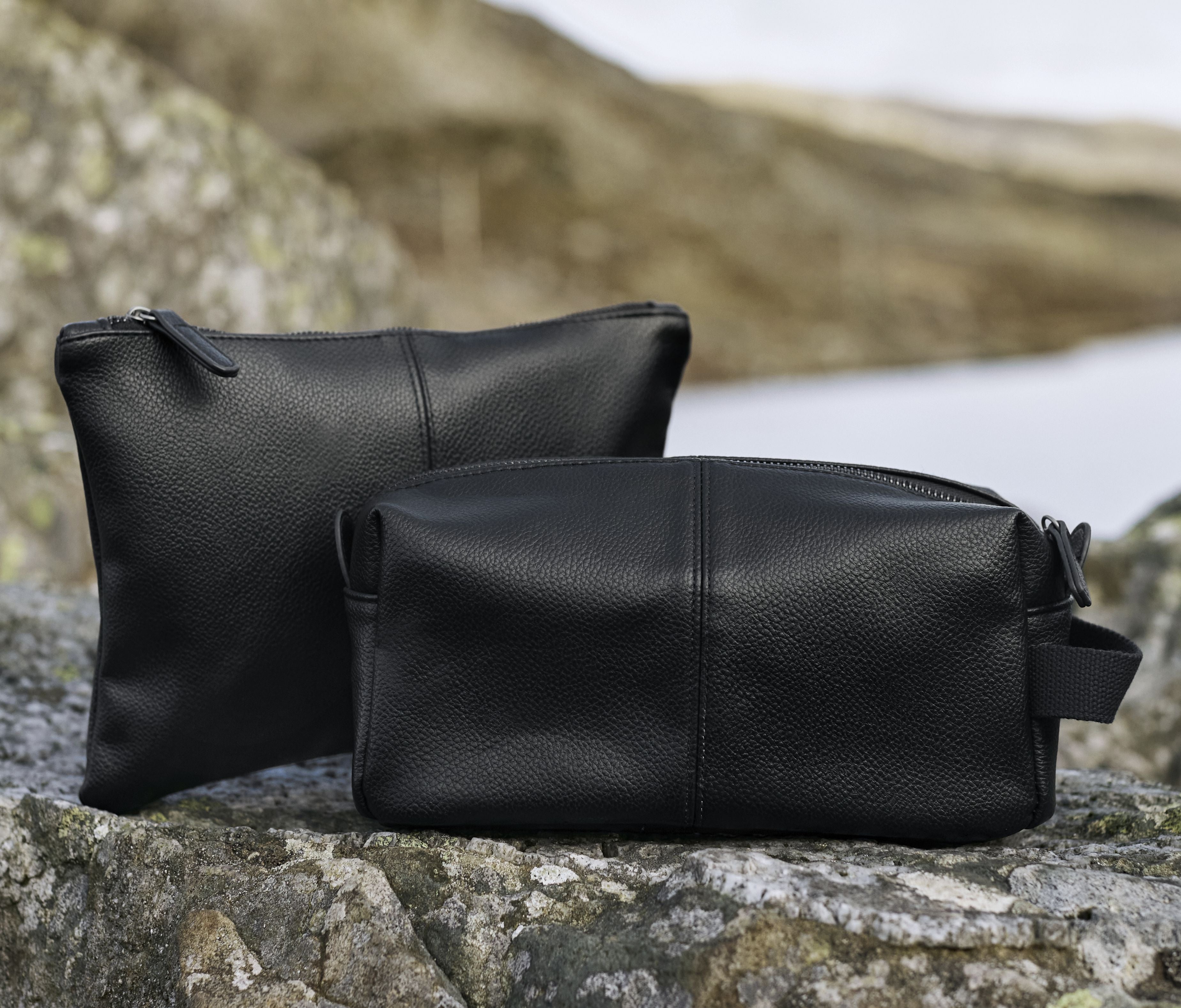 Trousse de toilette NuHide® - QUADRA - #QD879