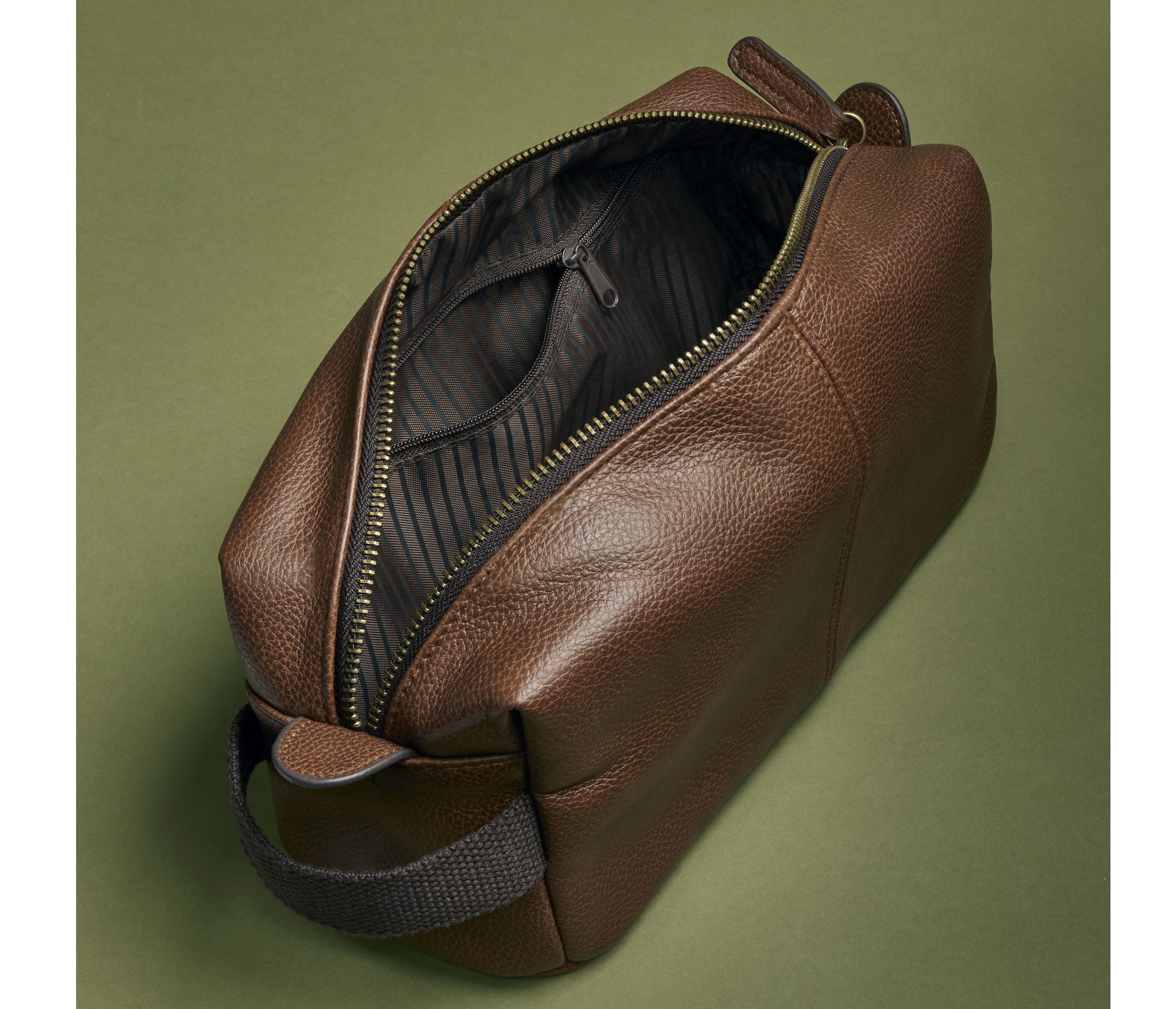 Trousse de toilette NuHide® - QUADRA - #QD879