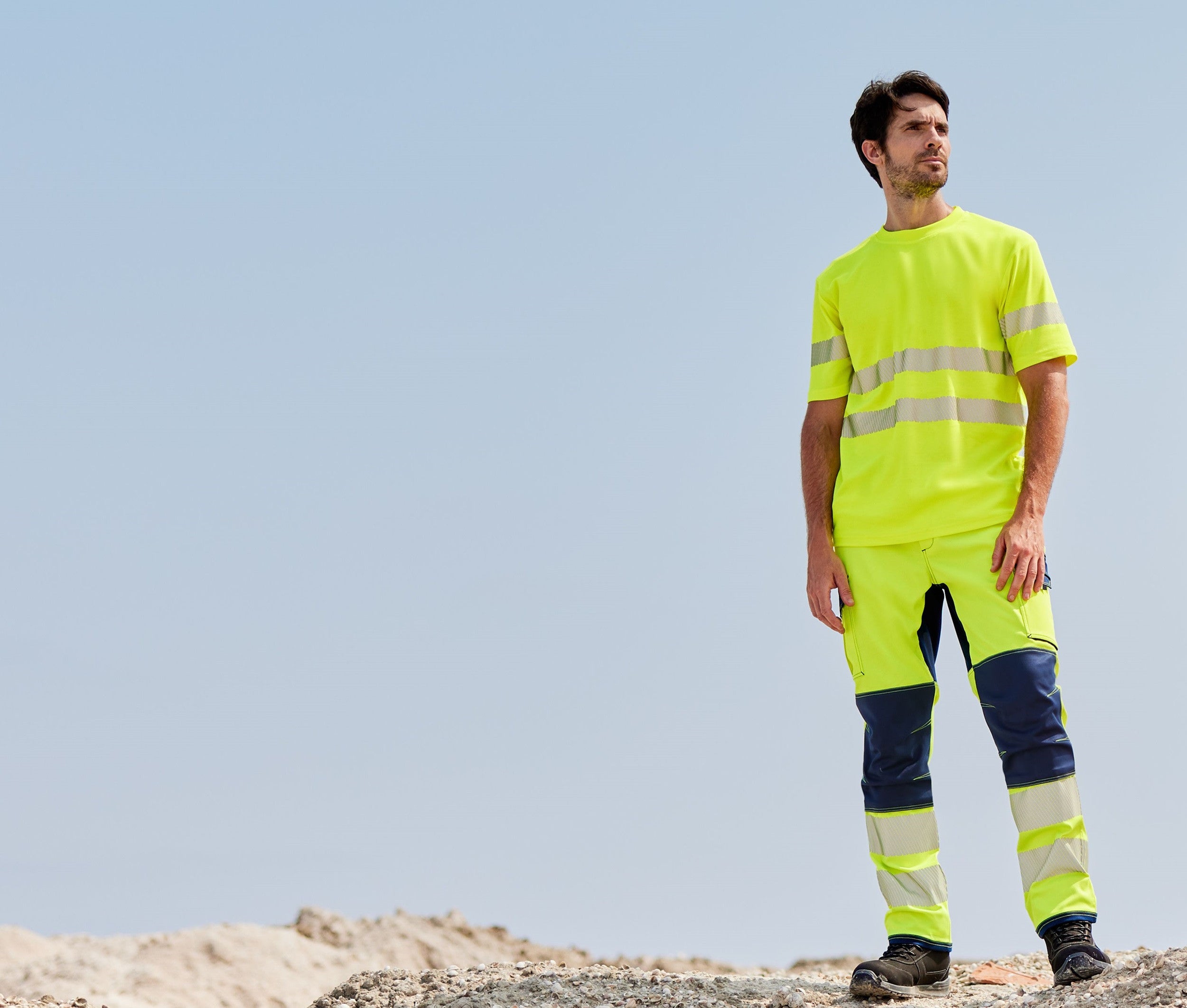 PANTALÓN ELÁSTICO CON RODILLERAS Y BANDAS REFLECTANTES - VELILLA - #V30310